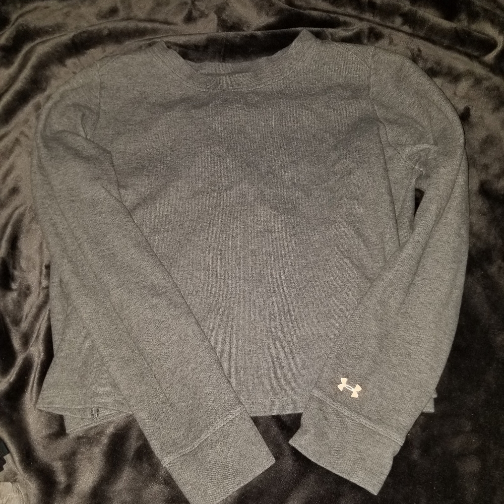 Women's Under armour crop sweatshirt